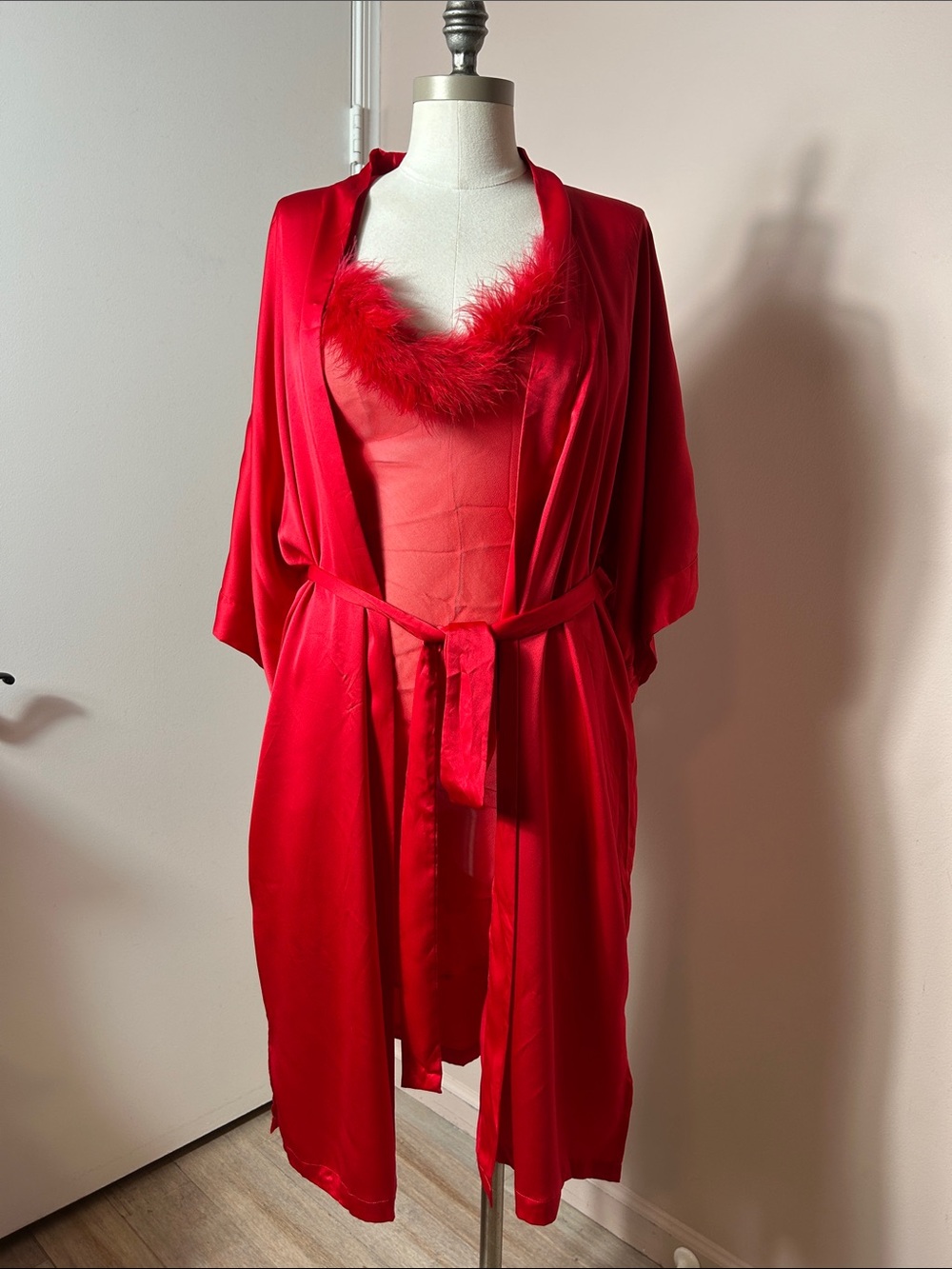 Victoria's Secret Red Satin Robe & Feather-Trim Slip Set with extra VS Y2K slip